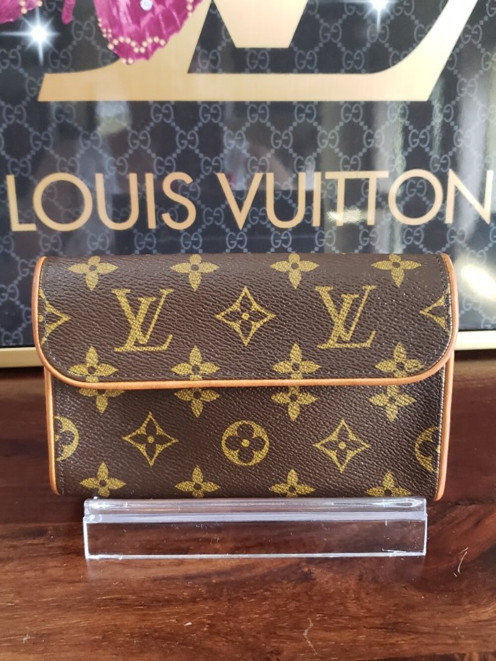 Louis Vuitton Pochette-Florentine Waist Bag Monogram